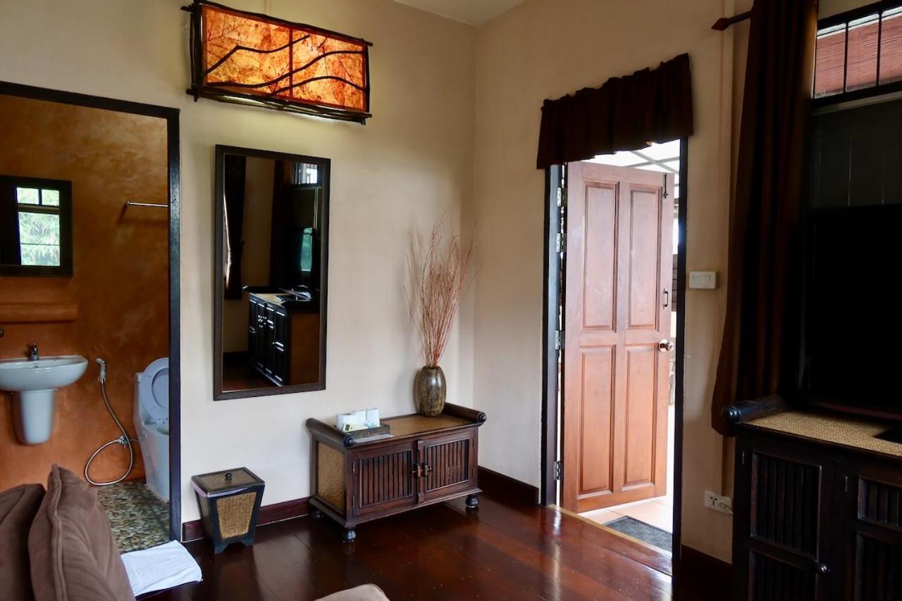 Banjai Garden Guesthouse Чиангмай Экстерьер фото