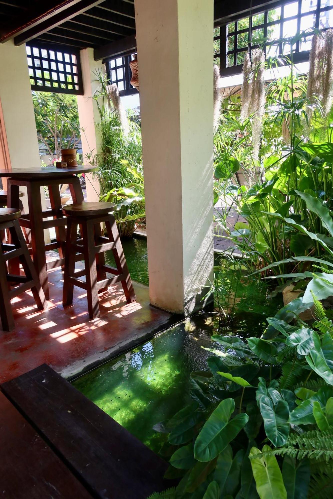 Banjai Garden Guesthouse Чиангмай Экстерьер фото