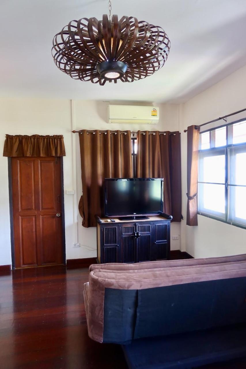 Banjai Garden Guesthouse Чиангмай Экстерьер фото